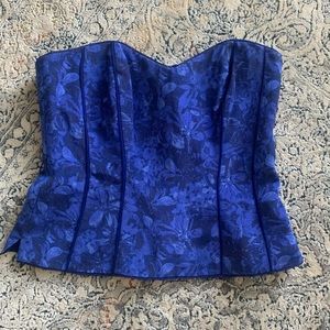 White House black market blue flower corset top